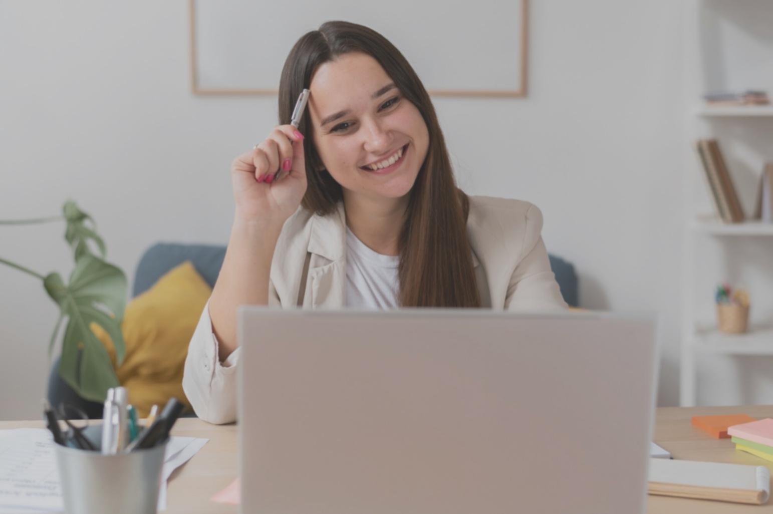 Environnement de formation evarinthokai avec outils d'analyse financière